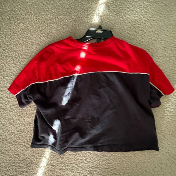 Women’s crop top - Picture 2 of 3